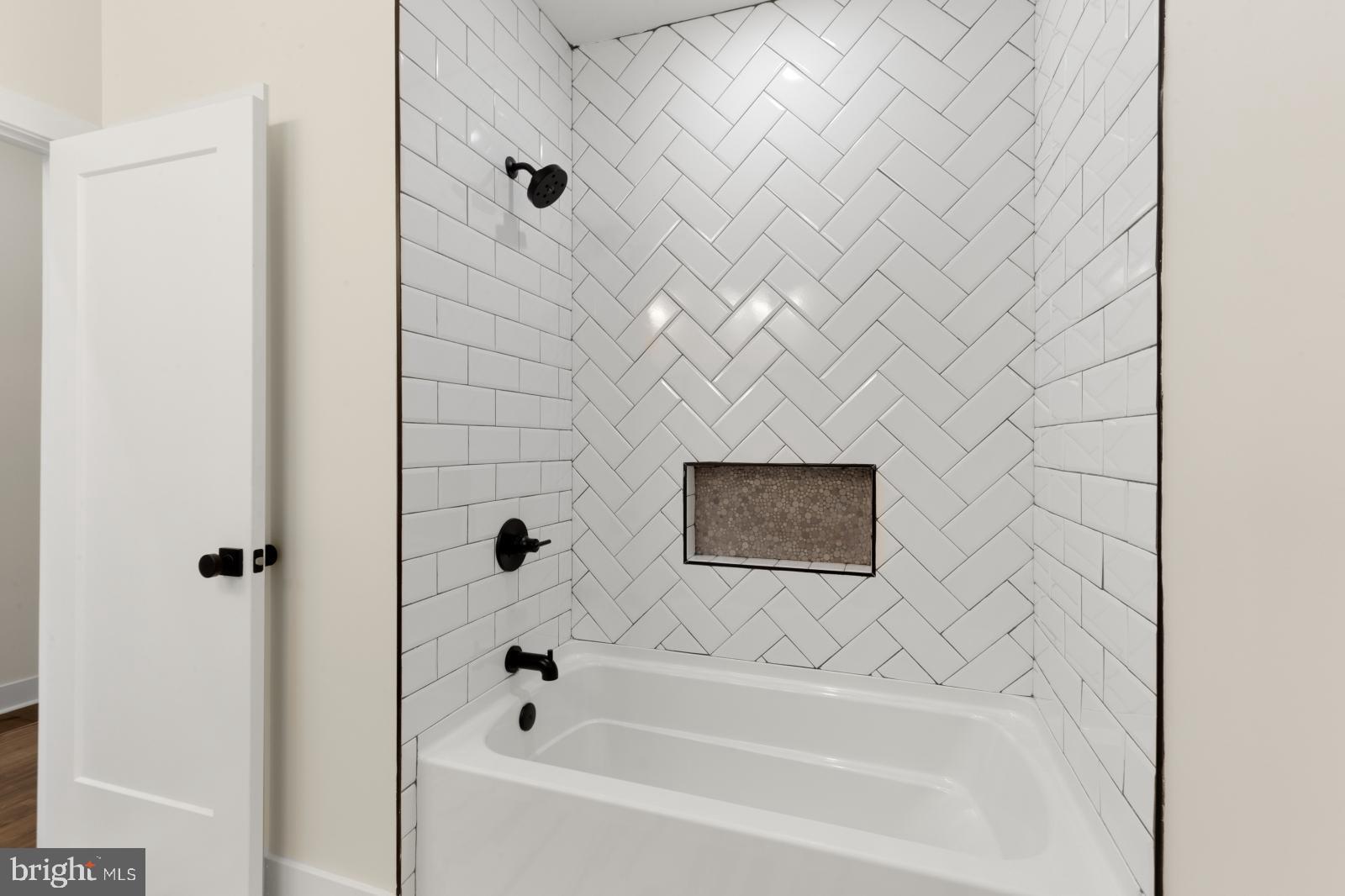 2719 Lefevre Street Philadelphia, PA 19137 - Photo 24 of 50 Second Floor Full Bathroom