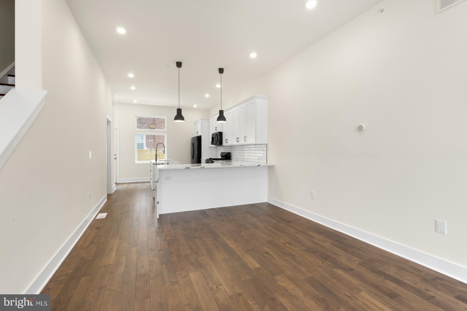 2719 Lefevre Street Philadelphia, PA 19137 - Photo 6 of 50 Dining