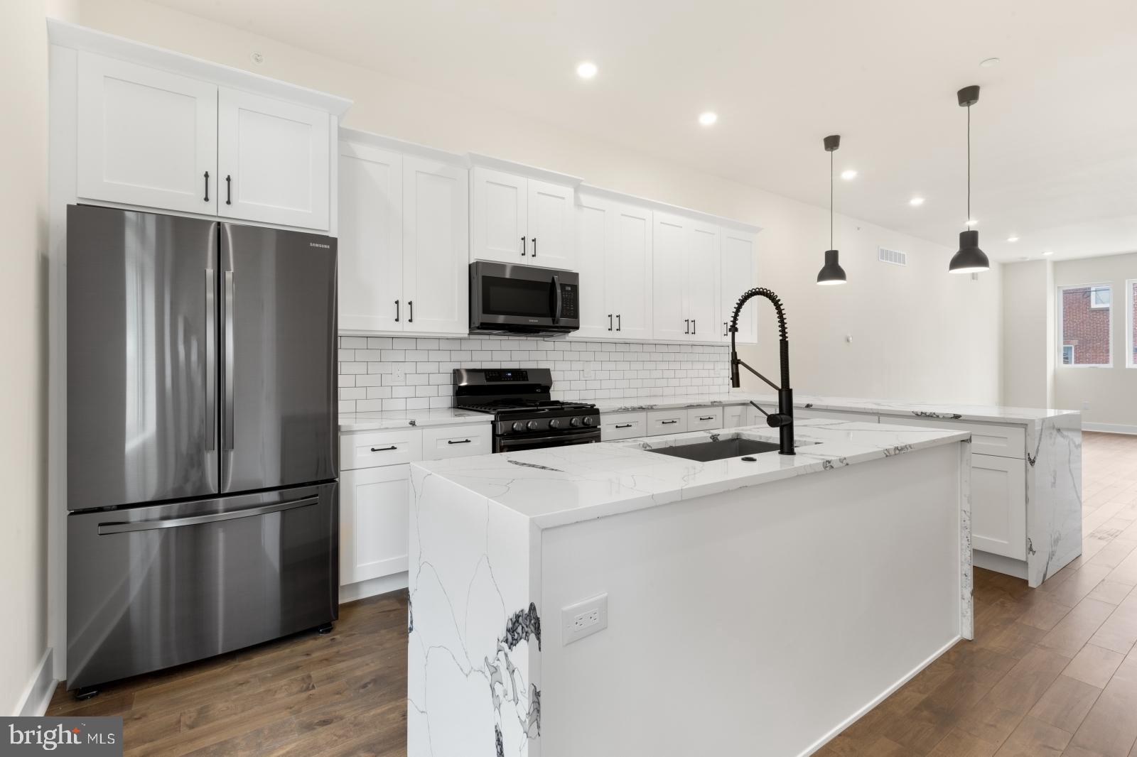 2719 Lefevre Street Philadelphia, PA 19137 - Photo 9 of 50