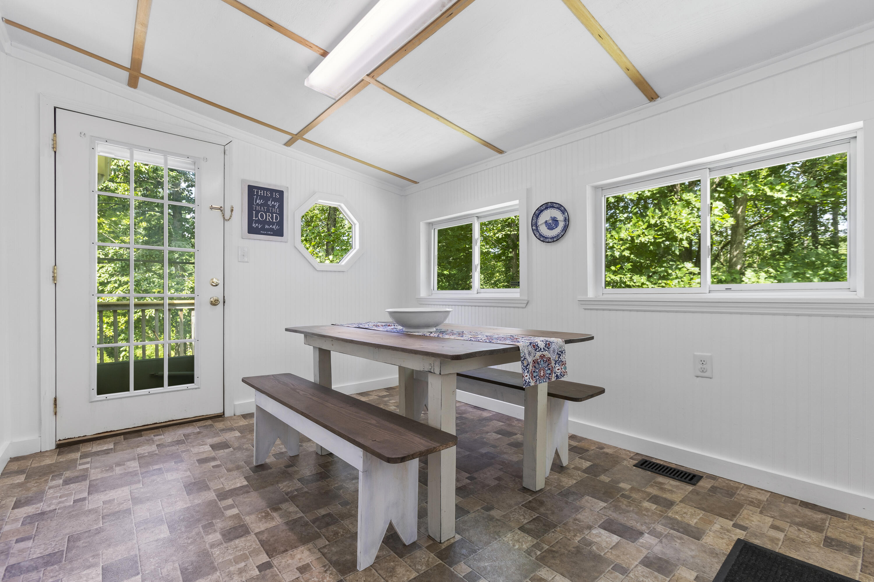 531 Treadway Road Beattyville, KY 41311 - Photo 20 of 32 I82A8986