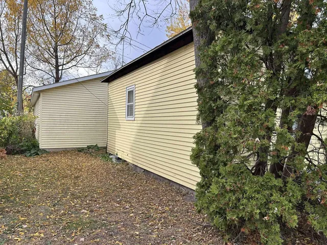 $55,000 | 309 McLean Avenue, Tomah, WI 54660