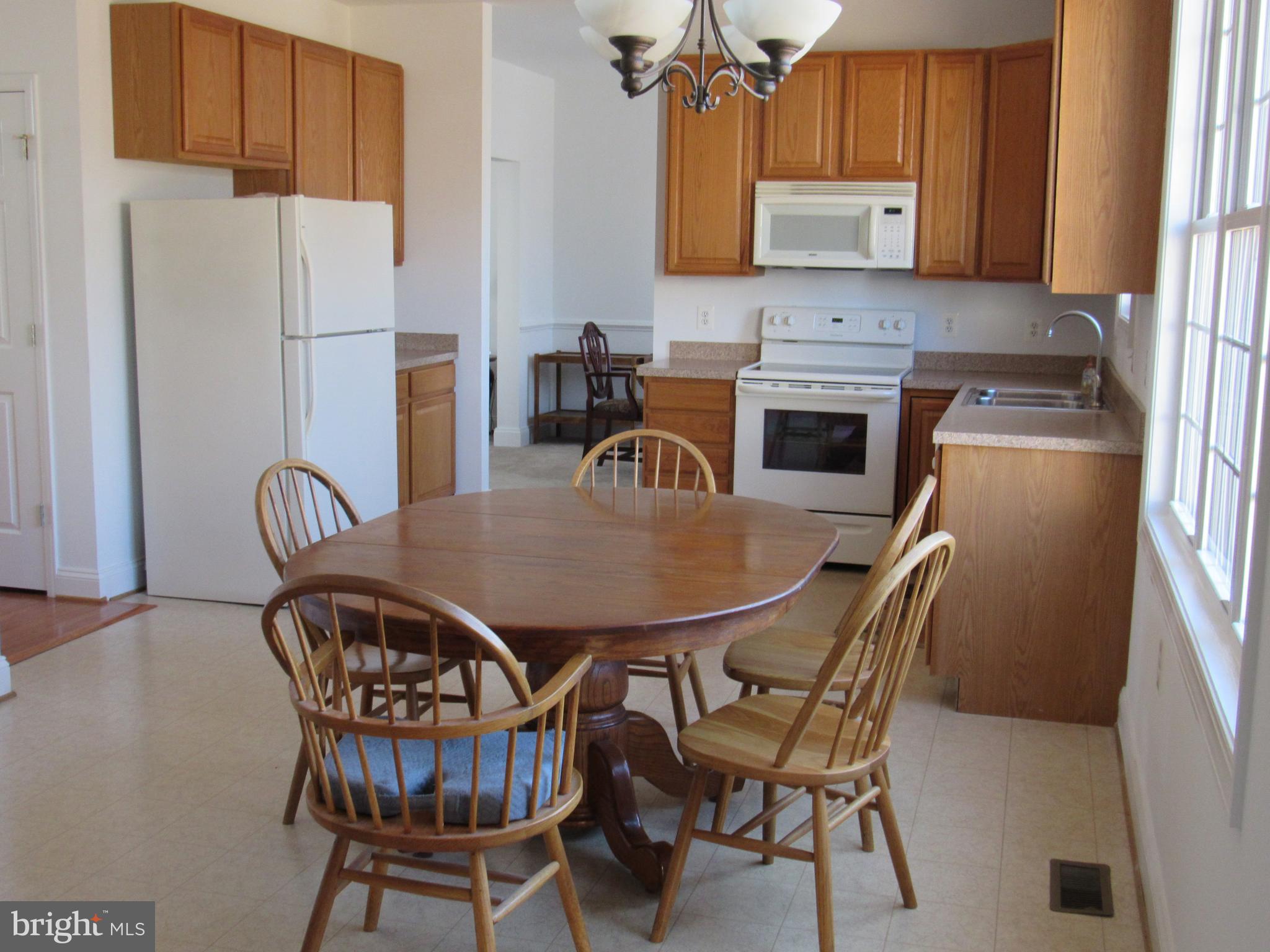 722 Blossom Tree Road Culpeper, VA 22701 - Photo 7 of 25 Kitchen