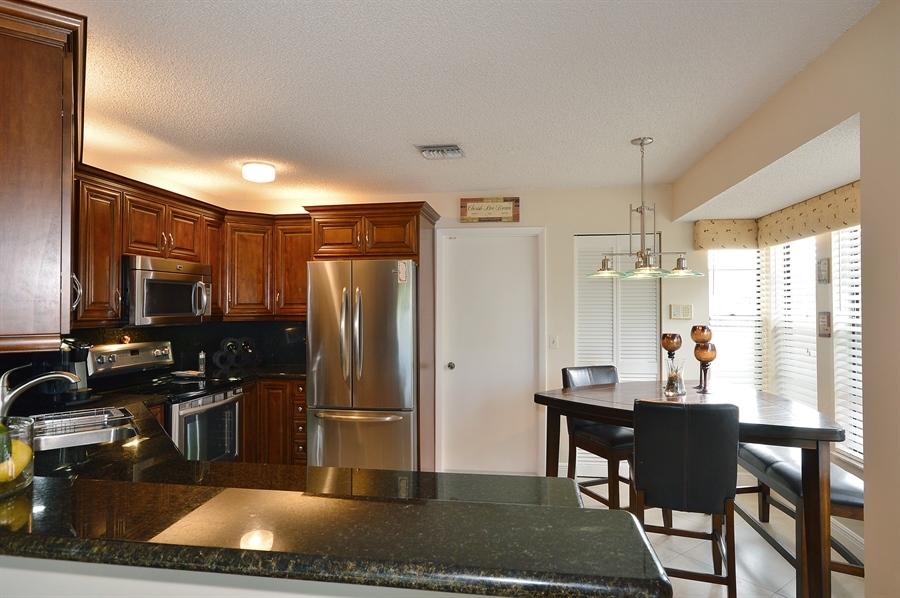 9559 Trivolo Place Boca Raton, FL 33434 - Photo 4 of 14 Kitchen Breakfast