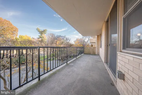 $239,000 | 20 Conshohocken State Road, Unit 203, Bala Cynwyd, PA 19004