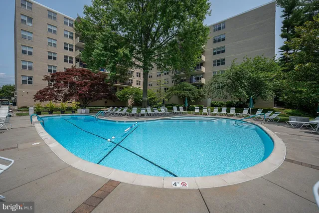 $239,000 | 20 Conshohocken State Road, Unit 203, Bala Cynwyd, PA 19004
