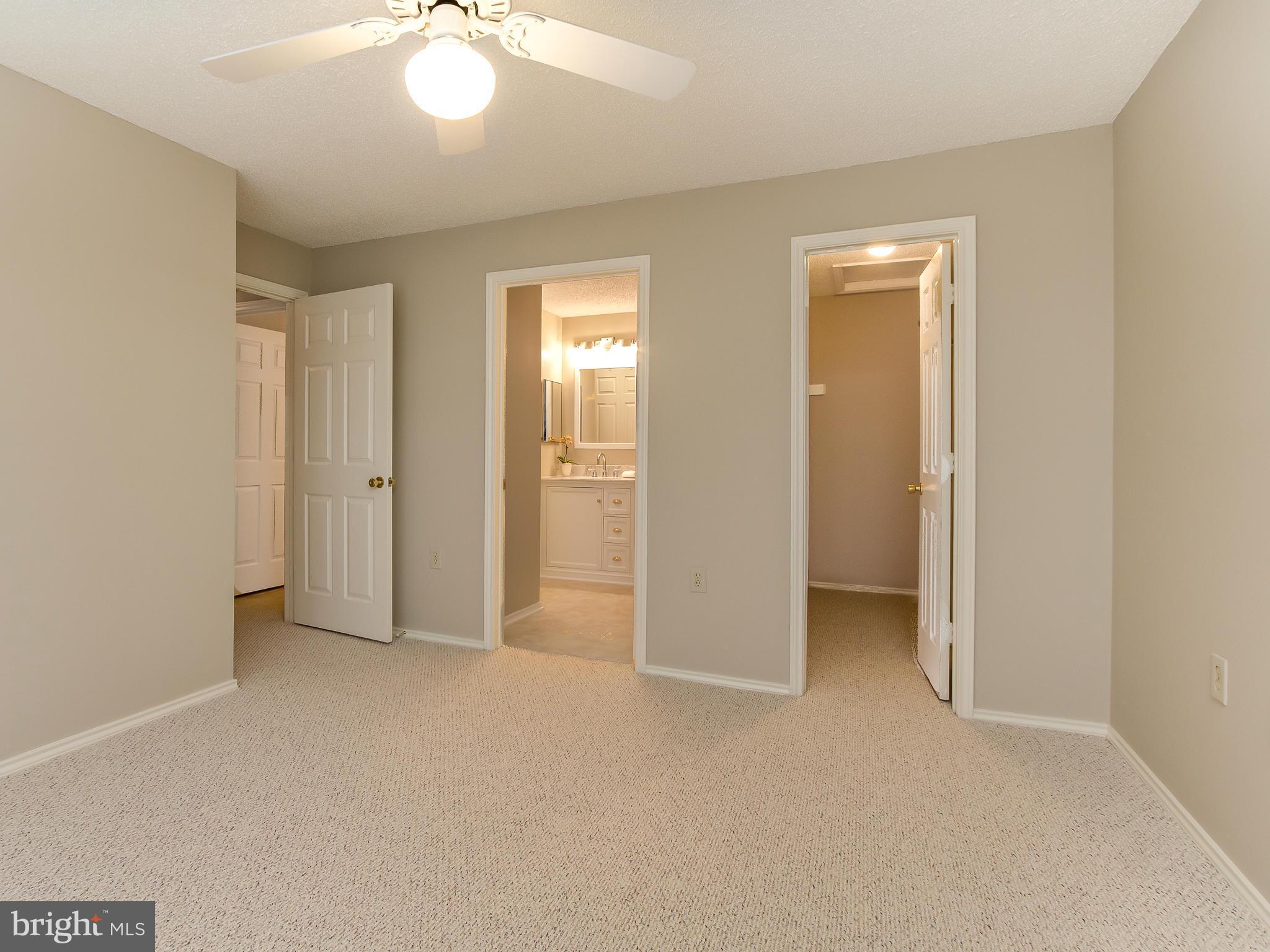 20991 Timber Ridge Terrace, Unit 303 Ashburn, VA 20147 - Photo 16 of 30 Bedroom (Master)