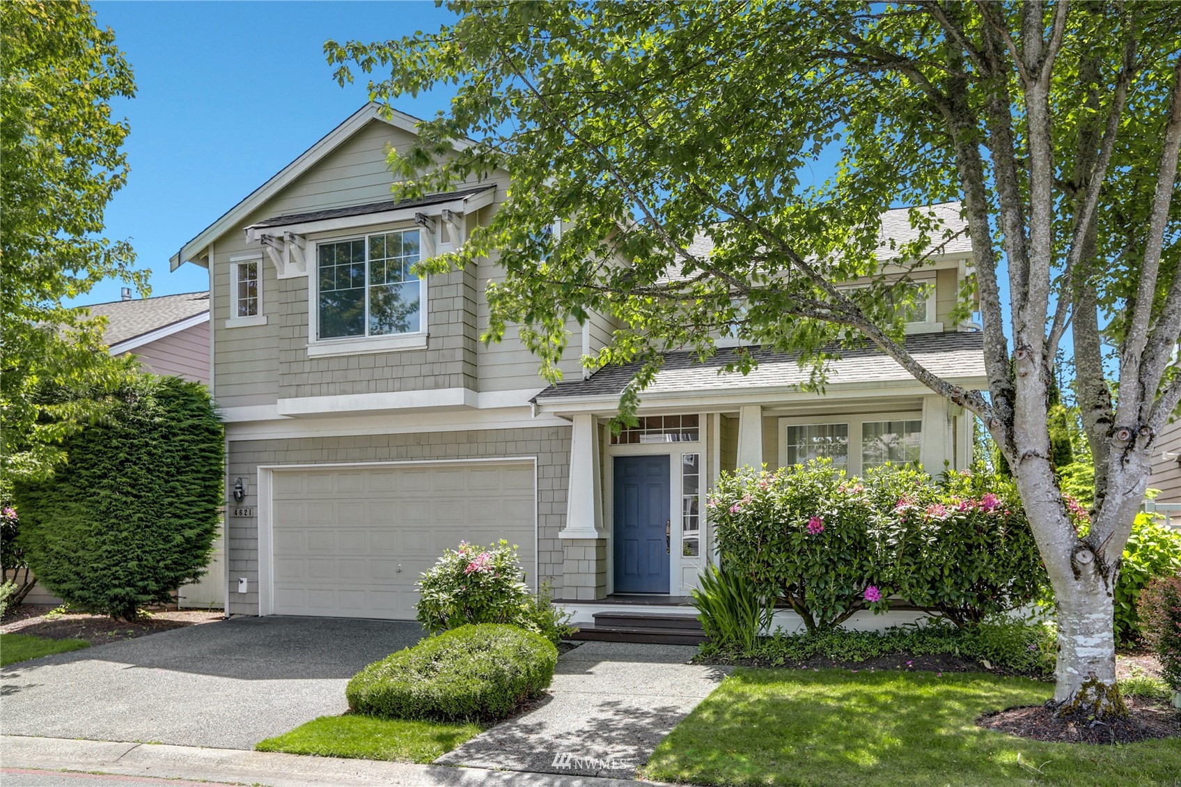 4621 Northeast 5th Street Renton, WA 98059 - Photo 2 of 31 Gallery Image 2