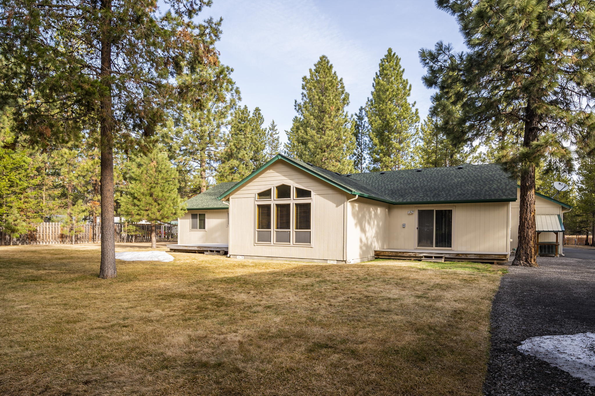 15939 Old Mill Road La Pine, OR 97739 - Photo 47 of 53 back yard
