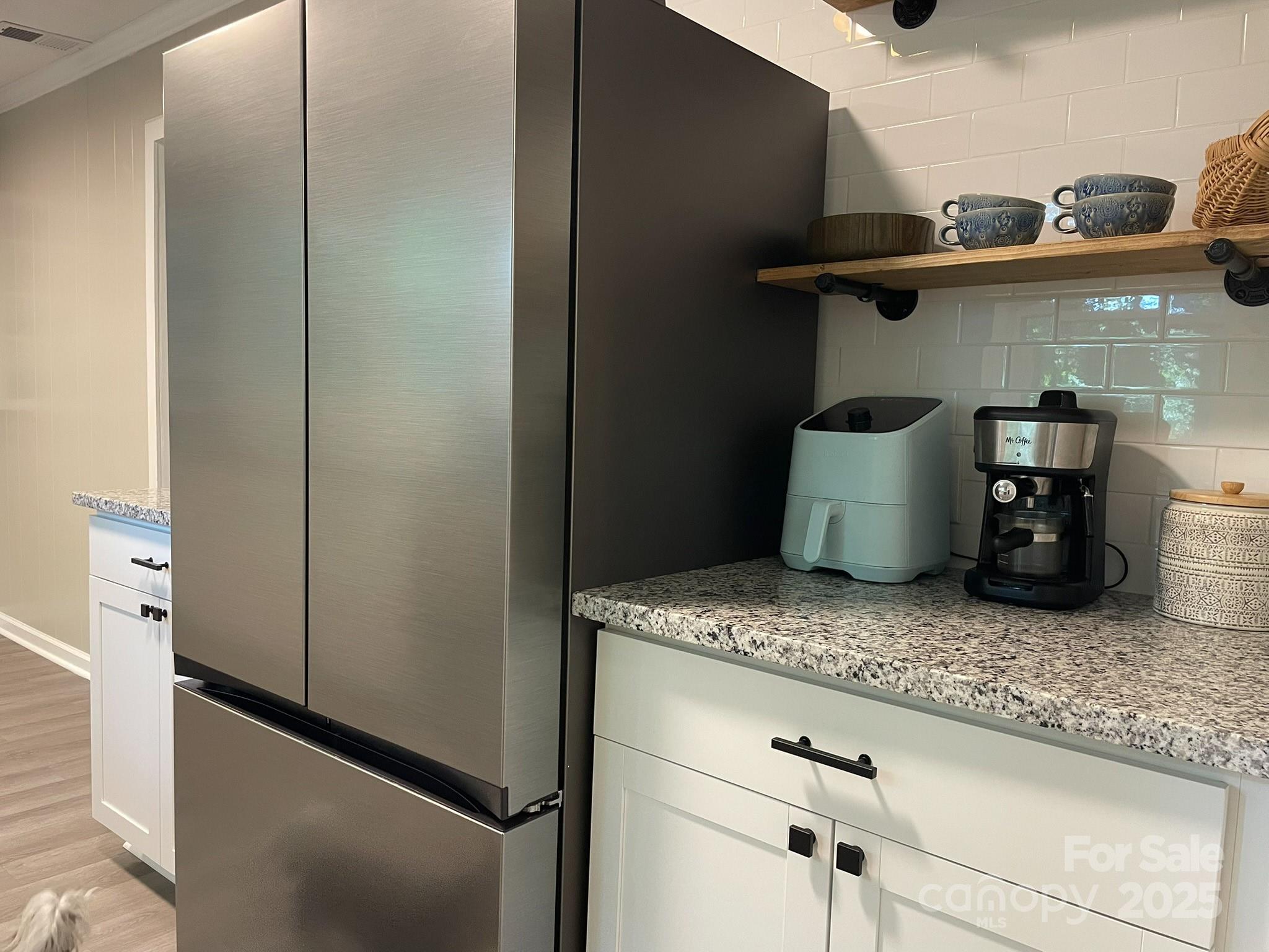 107 Byrd Street Morganton, NC 28655 - Photo 7 of 46 a close view of stove