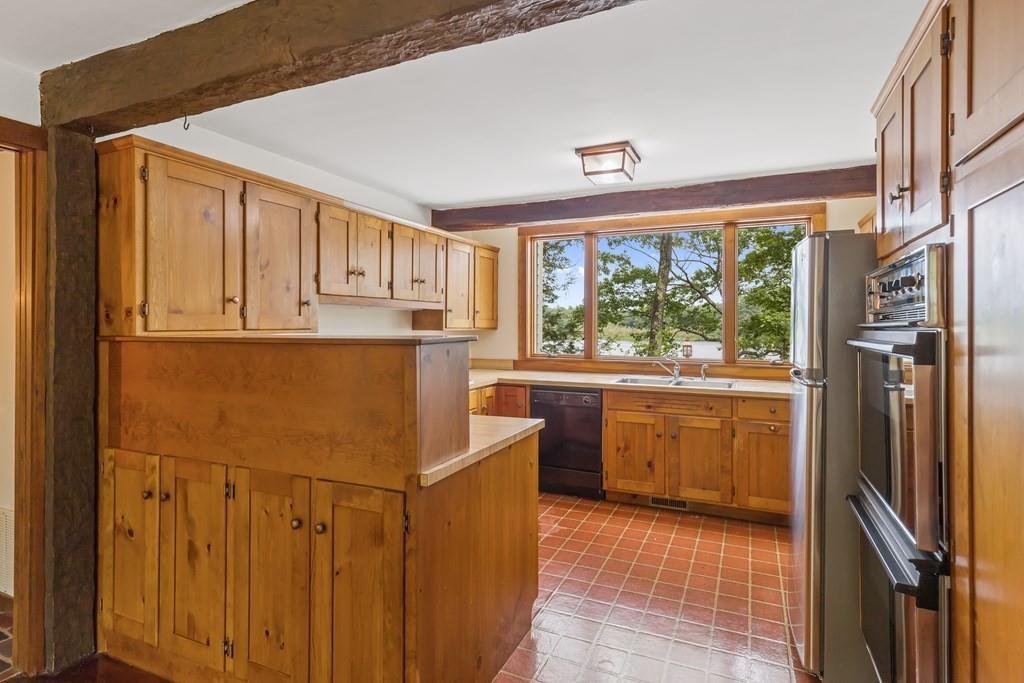 28 High Ridge Road Boxford, MA 01921 - Photo 11 of 41