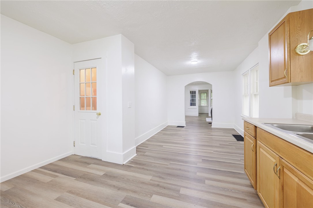 65 Flanders Street Rochester, NY 14619 - Photo 14 of 25