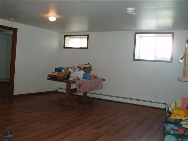 4371 Applegate Road Applegate, MI 48401 - Photo 18 of 30 31058372-17.JPG