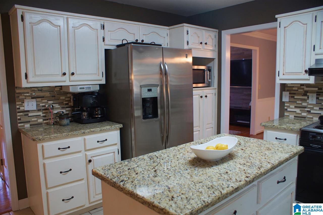 758 County Road 72 Pelham, AL 35124 - Photo 14 of 40