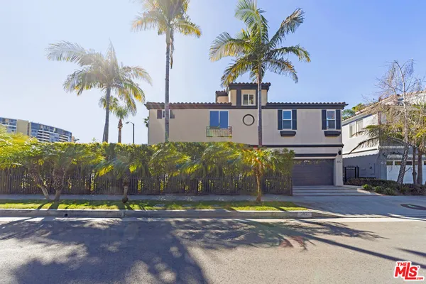 $11,500 | 682 Oxford Avenue, Venice, CA 90291