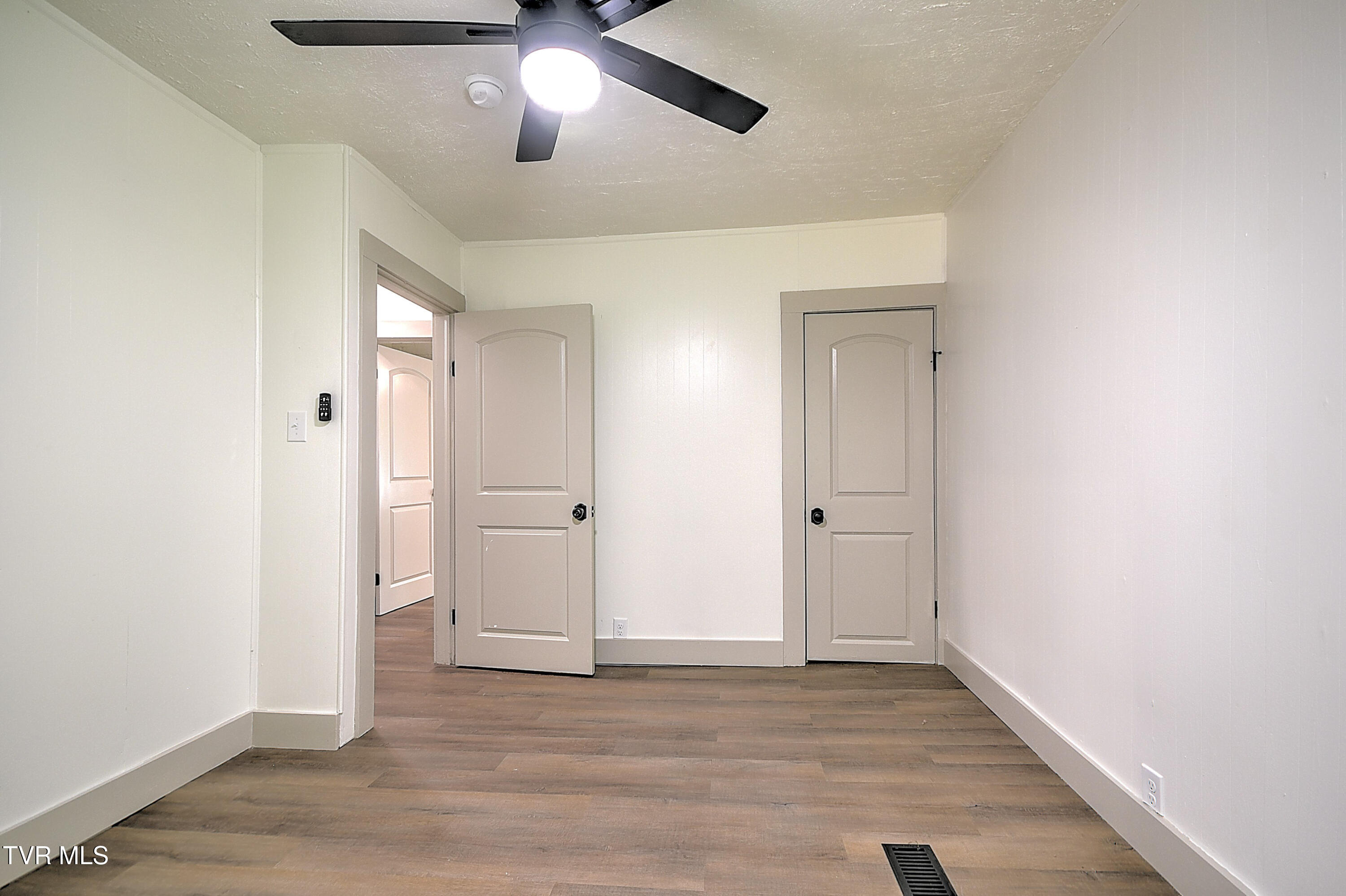1041 Walnut Grove Road Bluff City, TN 37618 - Photo 34 of 44 35-print-1041 Walnut grove CP-34