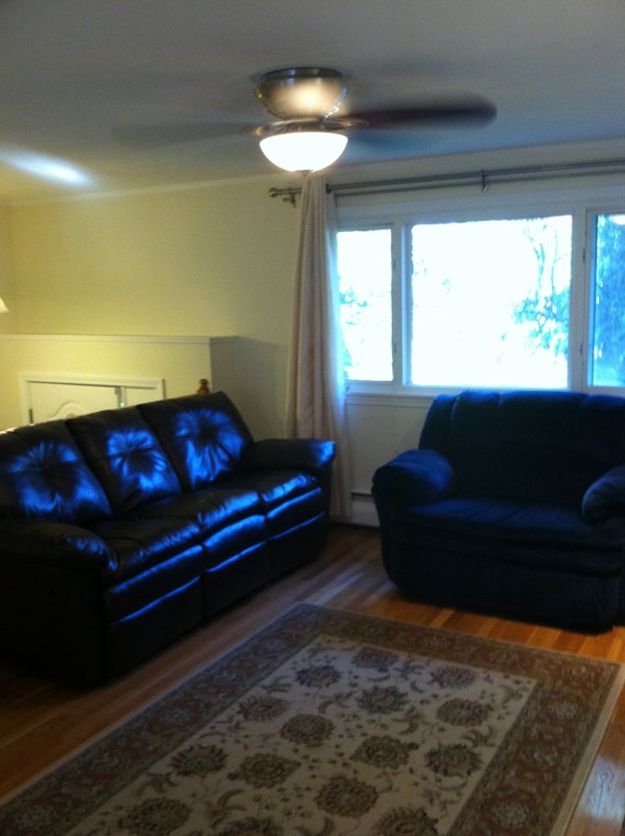 1 Richfield Road Burlington, MA 01803 - Photo 5 of 17 Gallery Image 5