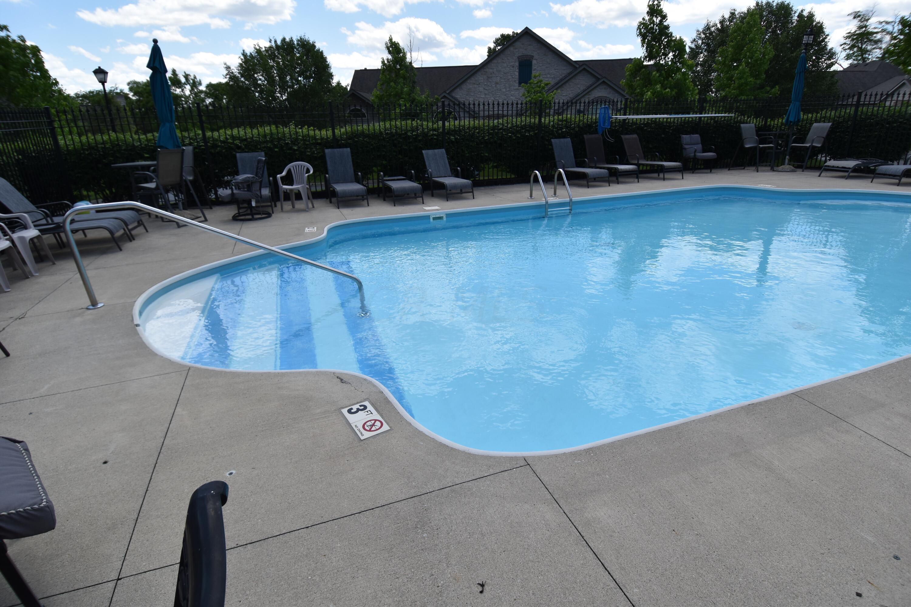 235 Stonegate Loop Pataskala, OH 43062 - Photo 50 of 51 Pool at Club House