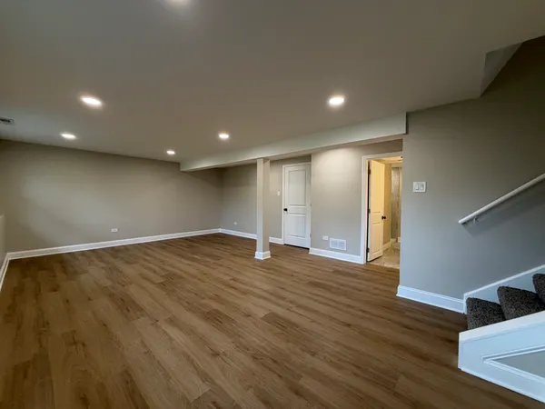 $434,900 | 7547 Blazer Avenue, Justice, IL 60458