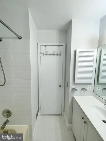 $3,400 | 1208 West Abingdon Drive, Alexandria, VA 22314