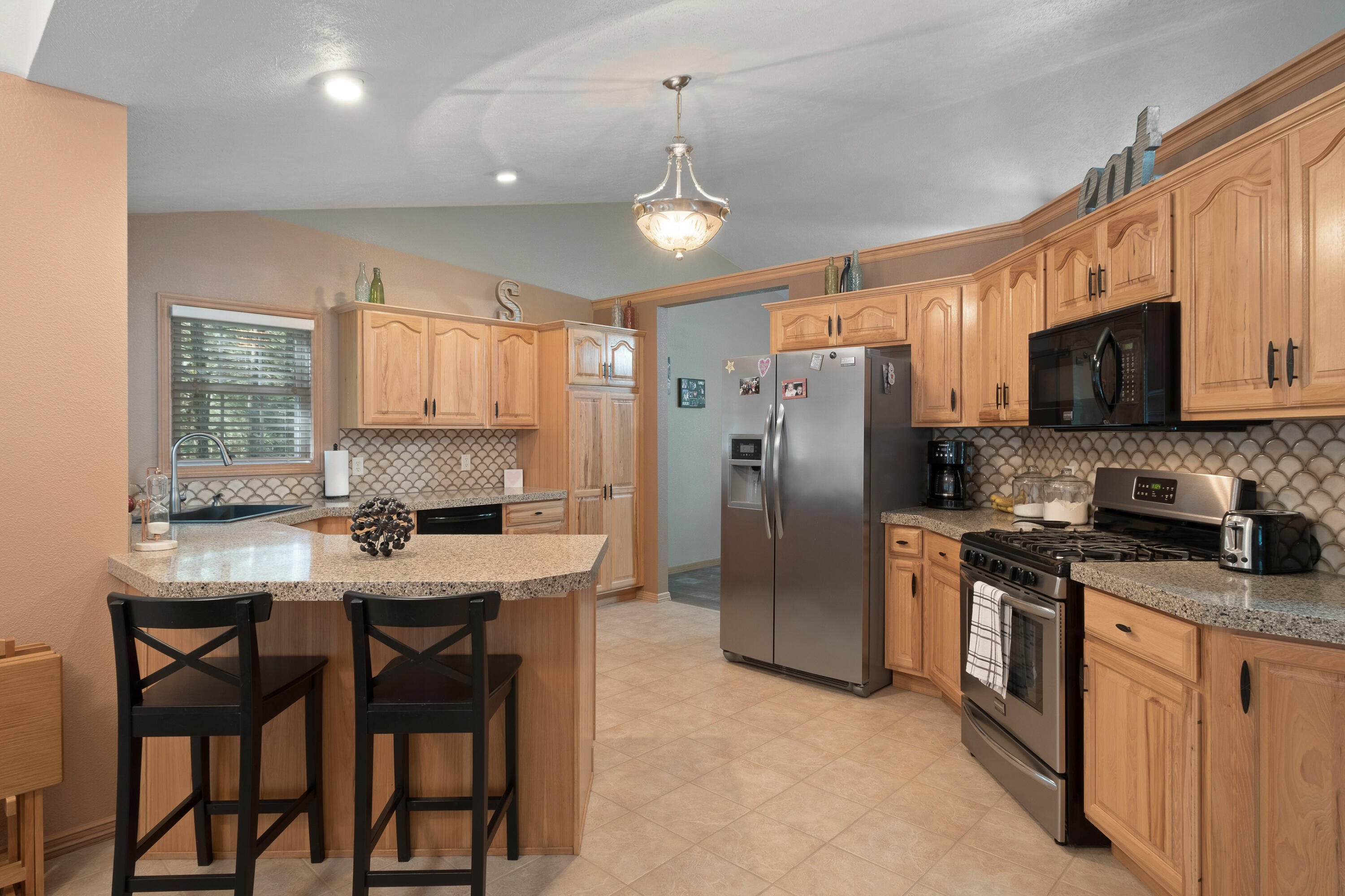 425 South Broton Road Muskegon, MI 49442 - Photo 2 of 27 Photo-15