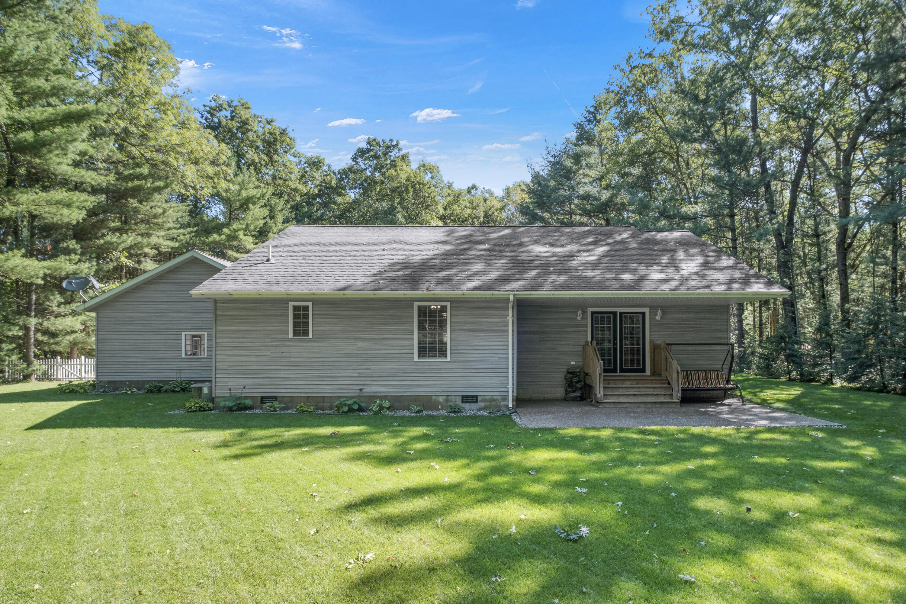 425 South Broton Road Muskegon, MI 49442 - Photo 23 of 27 Photo-11