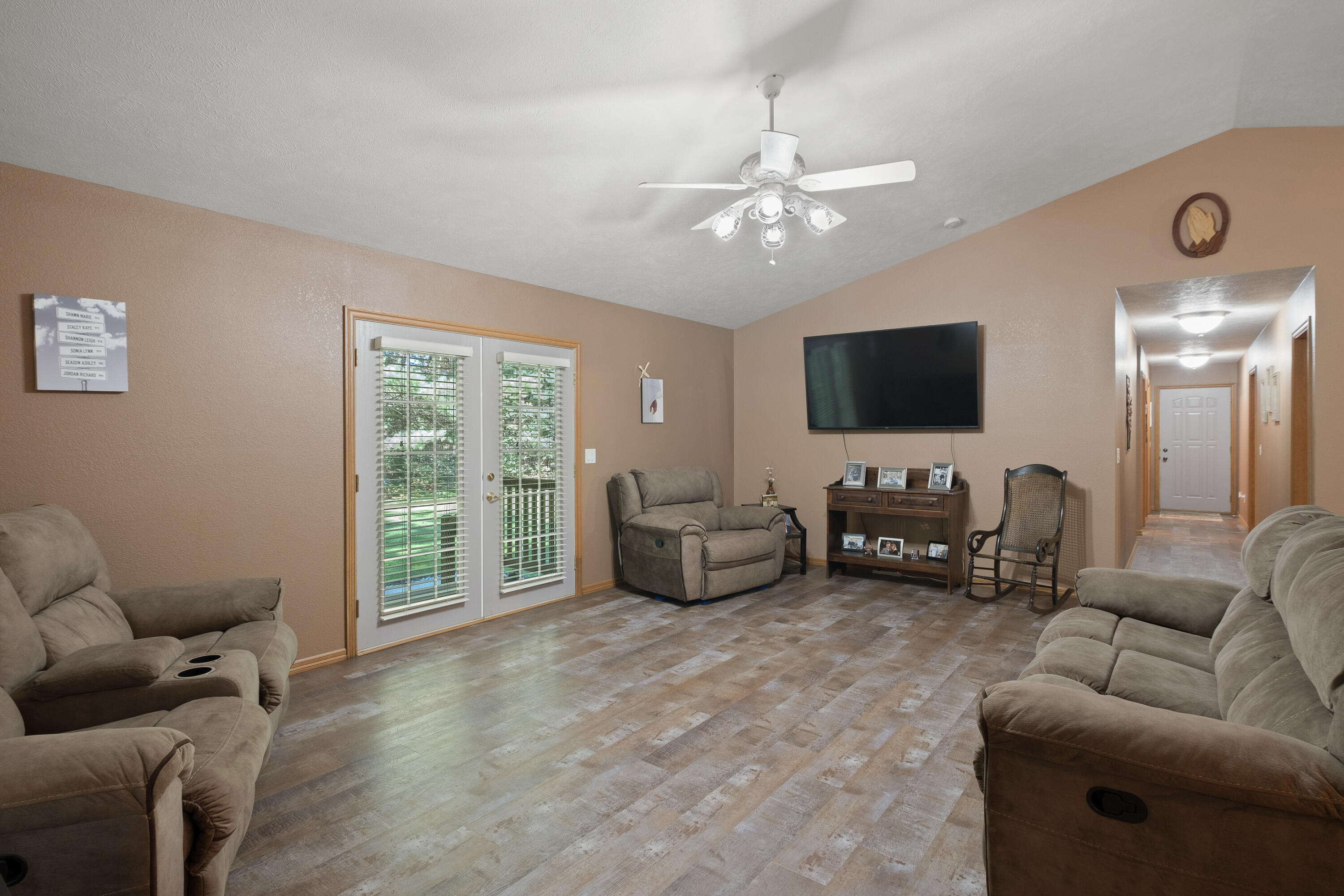 425 South Broton Road Muskegon, MI 49442 - Photo 9 of 27 Photo-13
