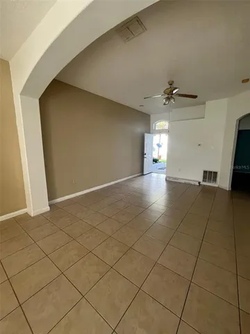 a view of a livingroom with an empty space