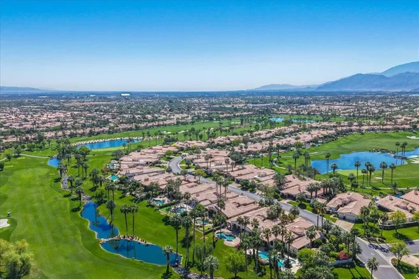 $2,280,000 | 48610 Vista Estrella, La Quinta, CA 92253