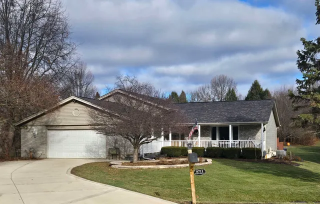 $450,000 | 9711 Ramblin Ridge Road, Belvidere, IL 61008