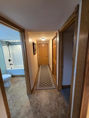 $450,000 | 9711 Ramblin Ridge Road, Belvidere, IL 61008