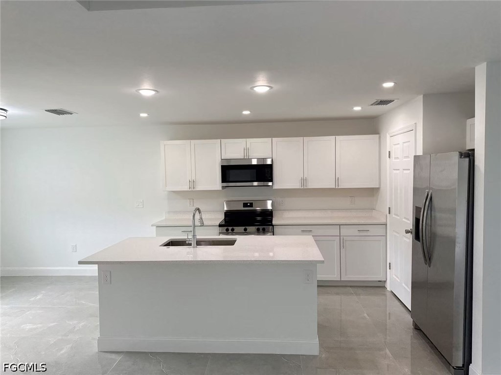 3705 26th Street Southwest Lehigh Acres, FL 33976 - Photo 8 of 29