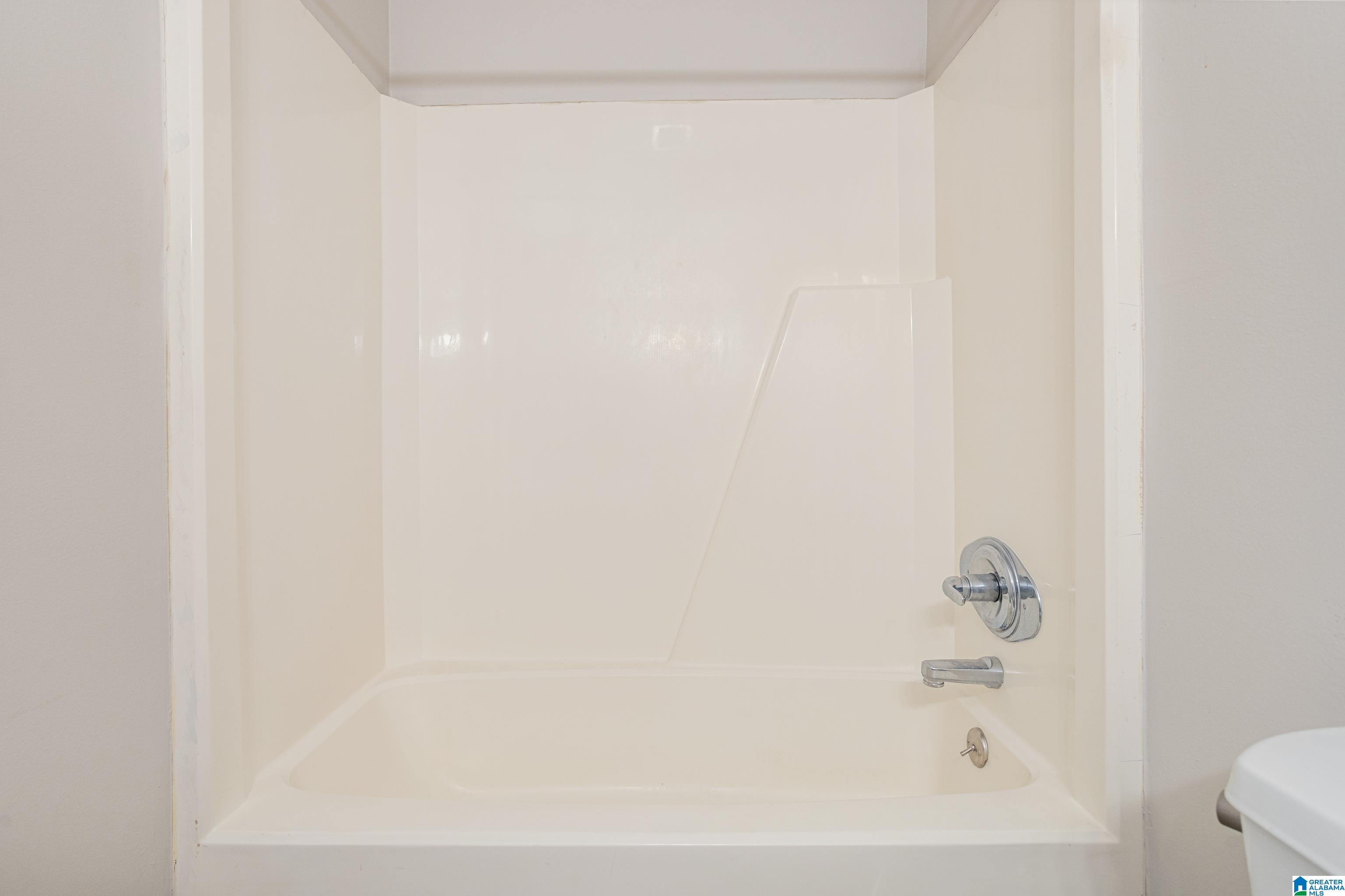 304 Running Brook Road, Unit 304 Hoover, AL 35226 - Photo 16 of 28 Gallery Image 16