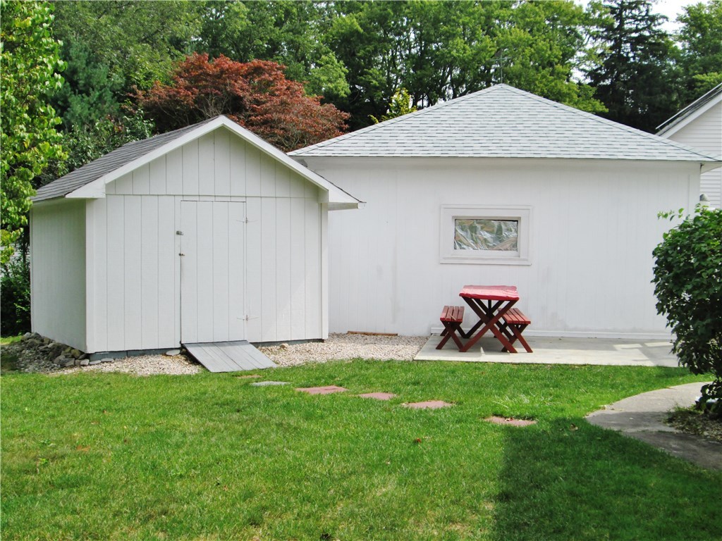 41 Fortin Road South Kingstown, RI 02881 - Photo 4 of 21 Gallery Image 4