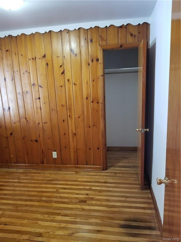 4230 Richfield Road Flint, MI 48506 - Photo 6 of 36 20180207_161311.jpg