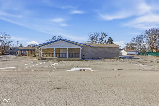 $249,900 | 2986 South Roena Street, Indianapolis, IN 46241