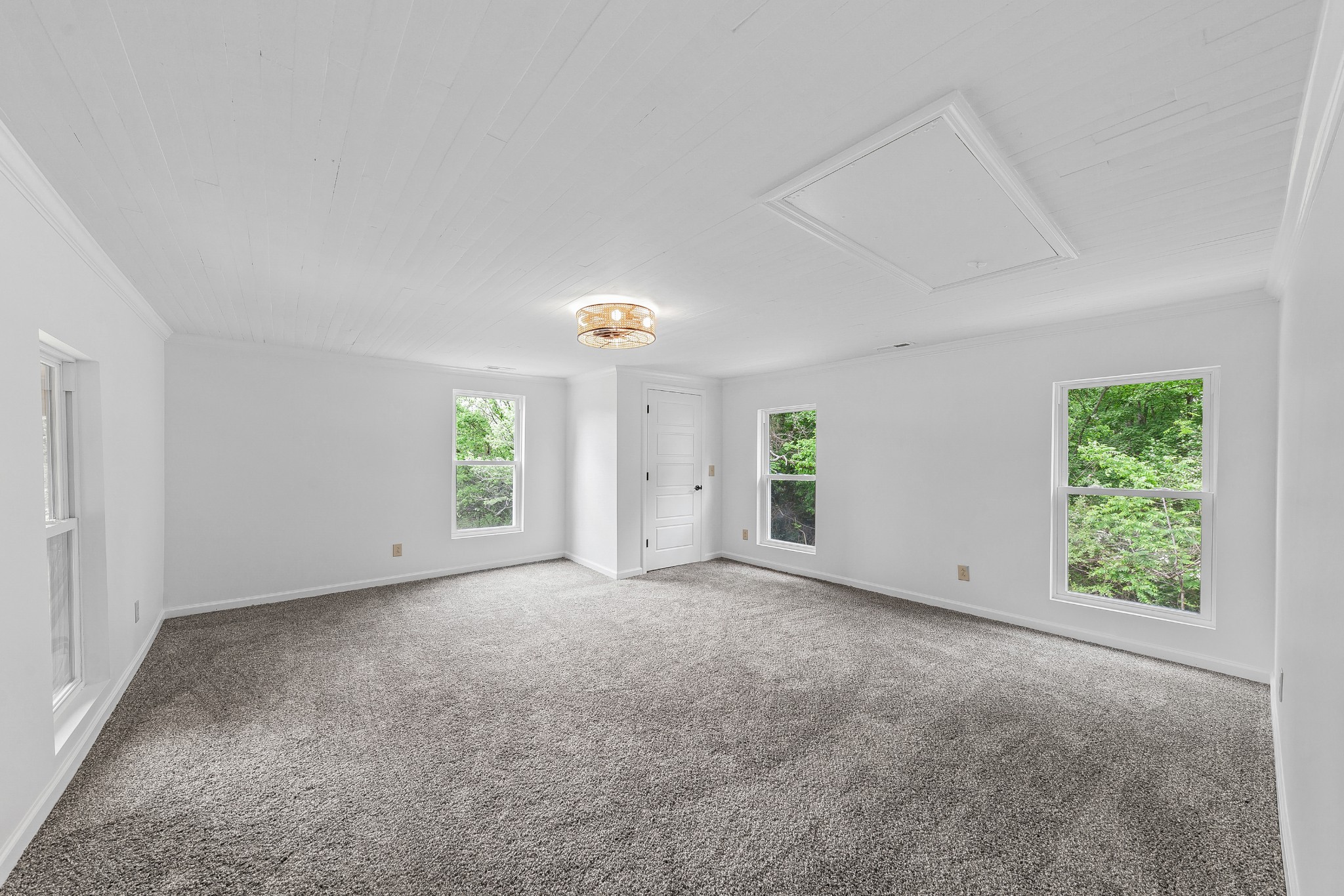 128 North Main Street Loretto, TN 38469 - Photo 26 of 32 an empty room with windows