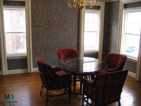 927 Lincoln Road Grosse Pointe, MI 48230 - Photo 5 of 6 647197-4.JPG