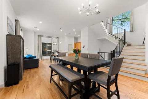 $495,000 | 902 Reinerman Street, Houston, TX 77007
