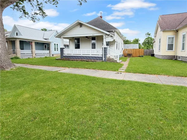 $110,000 | 817 Wabash Avenue, Mattoon, IL 61938
