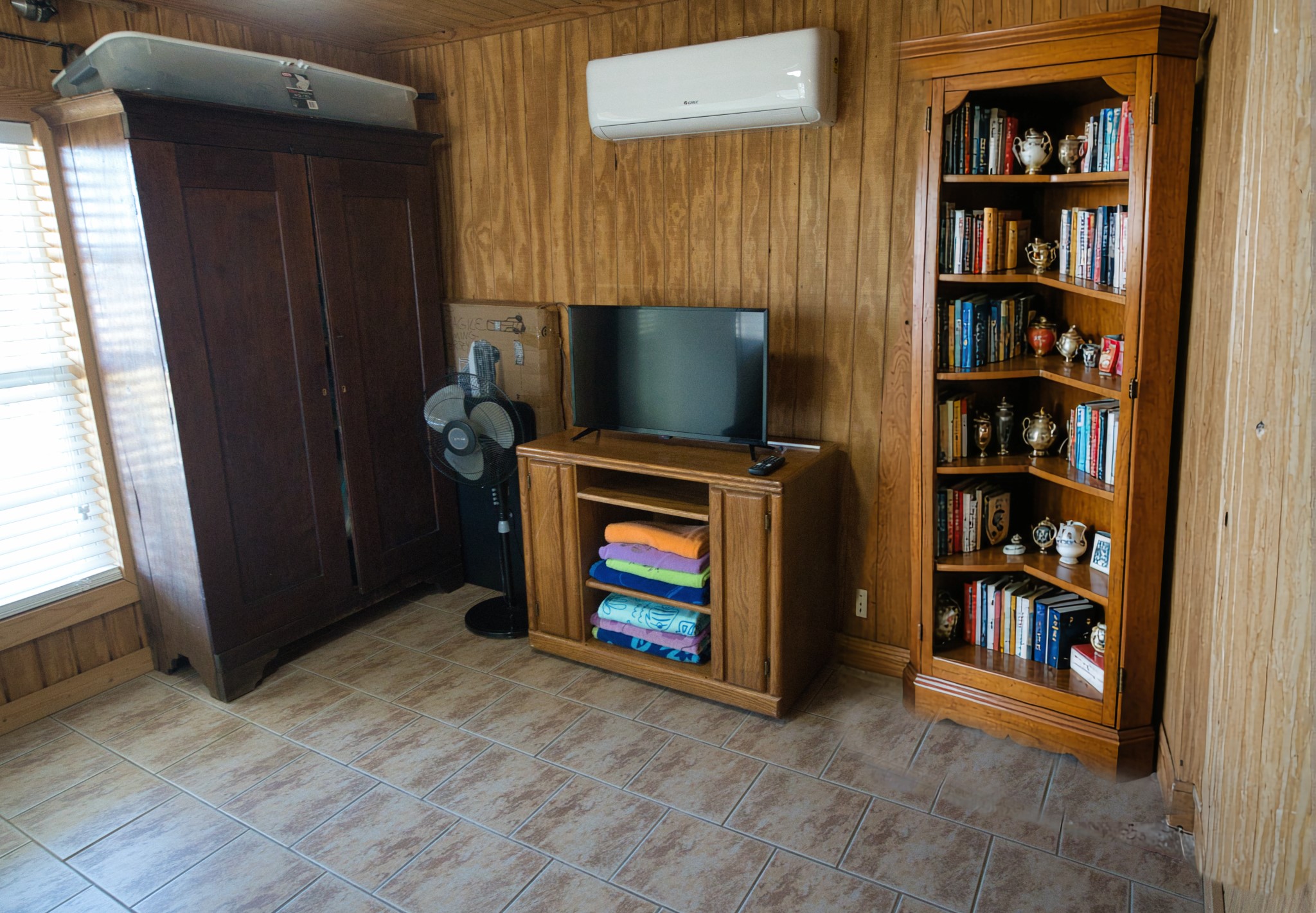 568 County Road 616 Winters, TX 79567 - Photo 19 of 34 Lower-Level Living space