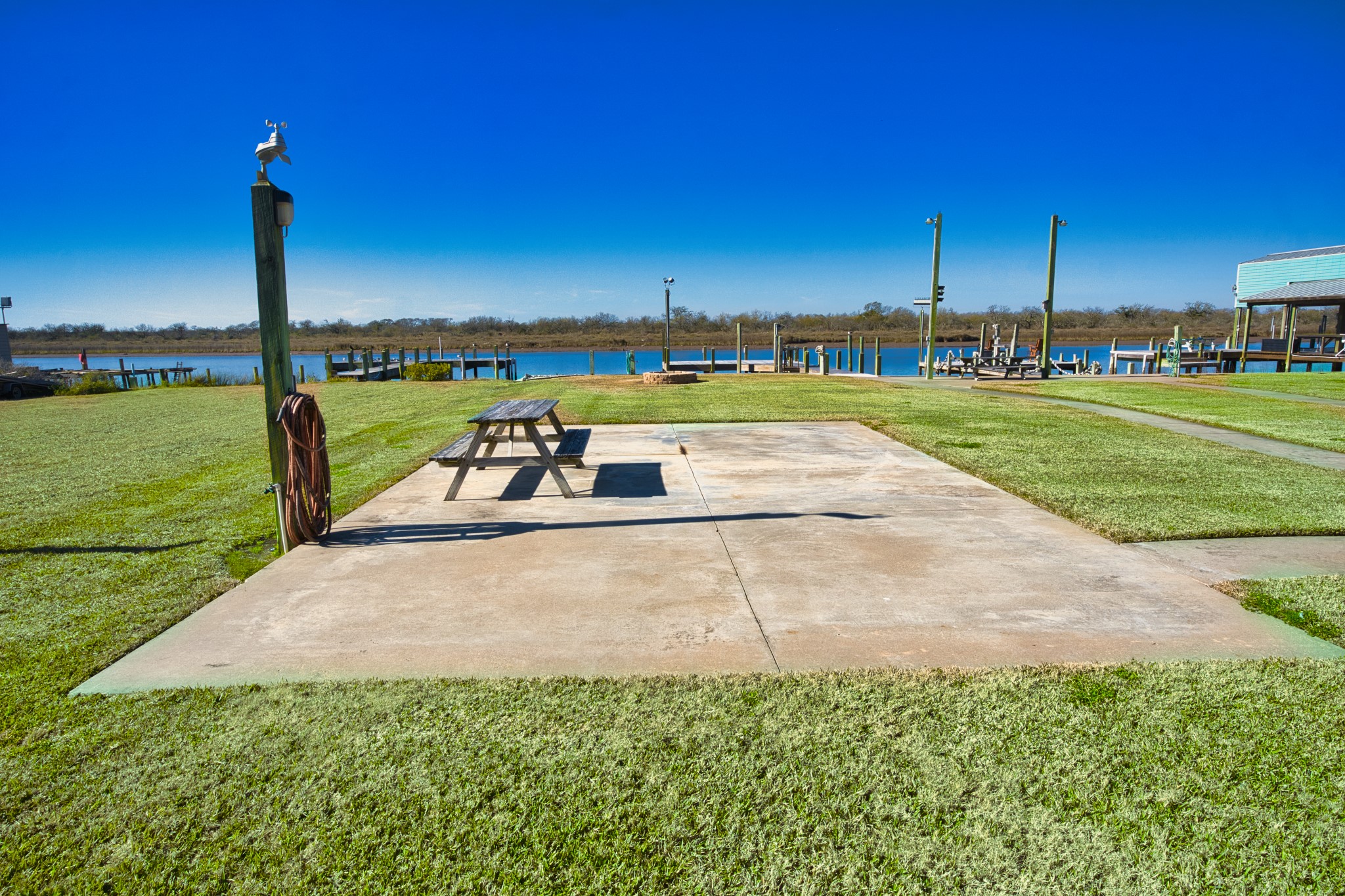 568 County Road 616 Winters, TX 79567 - Photo 25 of 34 Entertaining area