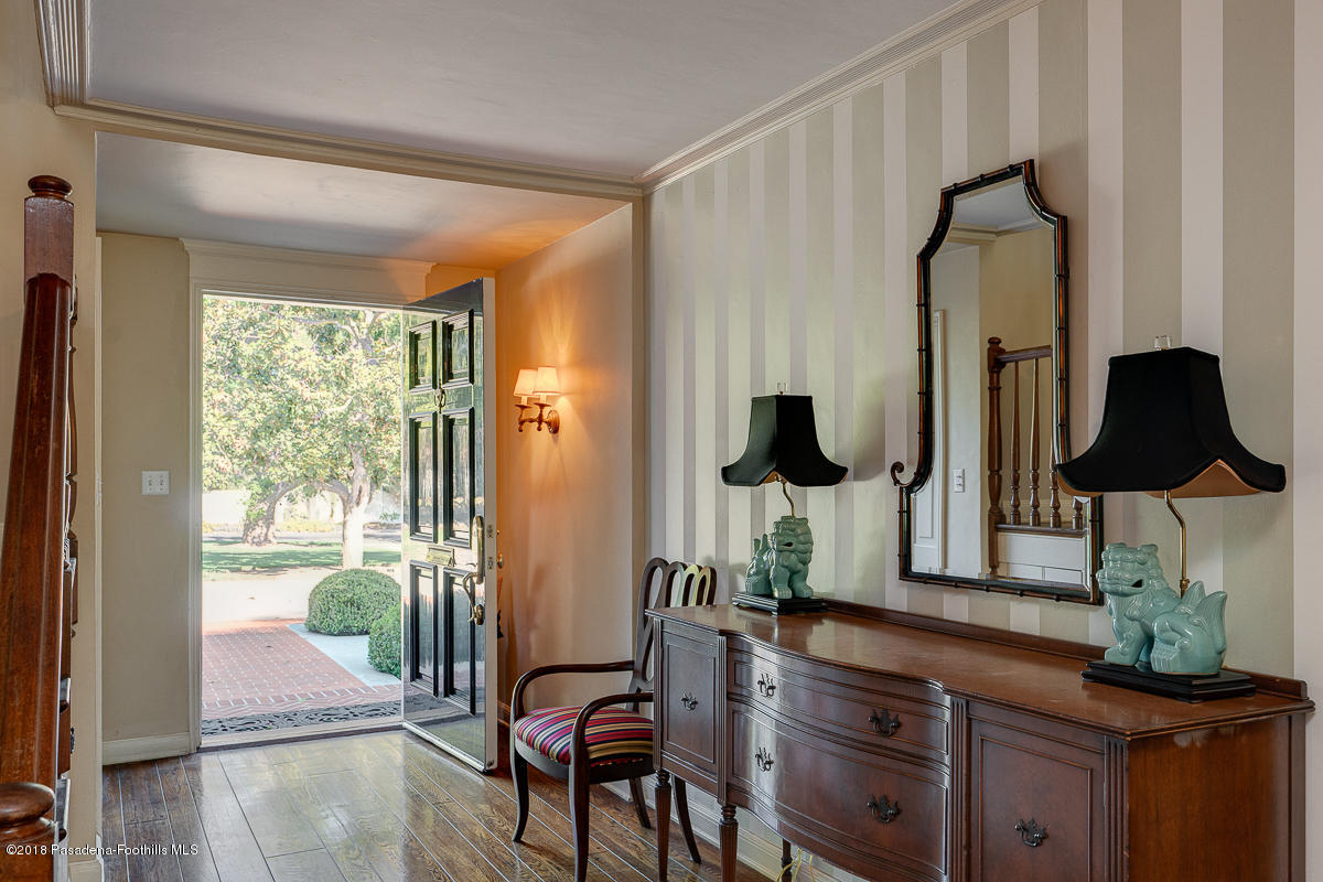 721 Madre Street Pasadena, CA 91107 - Photo 11 of 82 egpimaging_721Madre_011_WEB