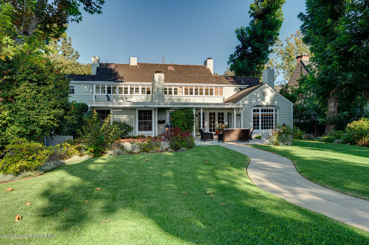 721 Madre Street Pasadena, CA 91107 - Photo 57 of 82 a view of a residential apartment building with a yard