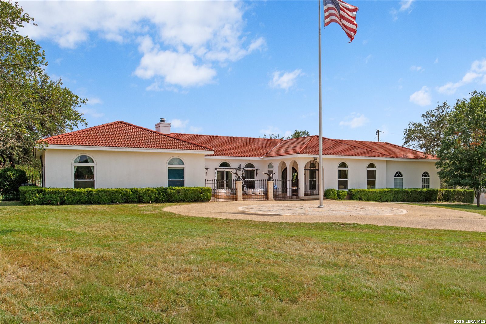 8413 Wembley Fair Oaks Ranch, TX 78015 - Photo 3 of 51