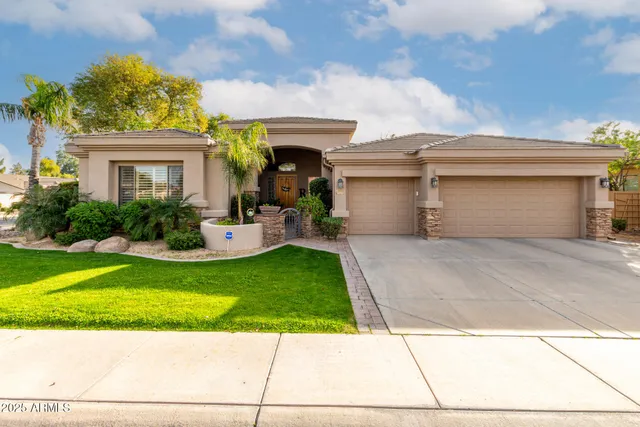 $1,050,000 | 1711 West Prescott Drive, Chandler, AZ 85248