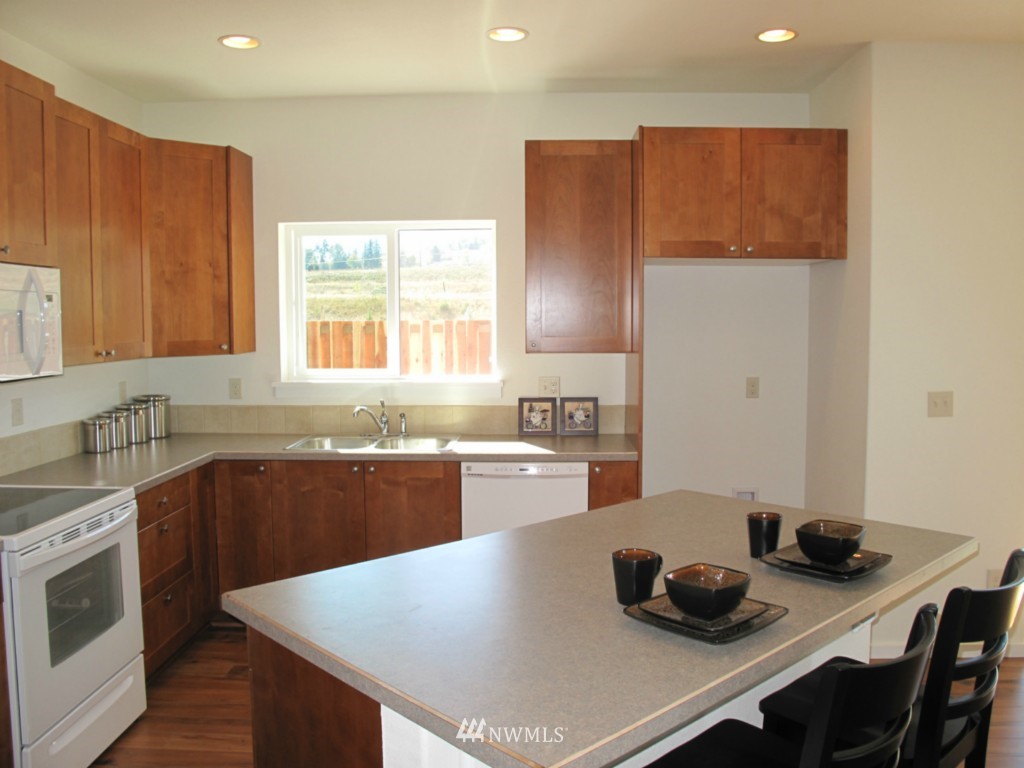 30 Stratus Loop Sequim, WA 98382 - Photo 7 of 25