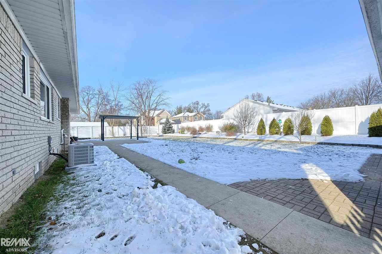 1811 Morley Avenue Rochester Hills, MI 48307 - Photo 35 of 41