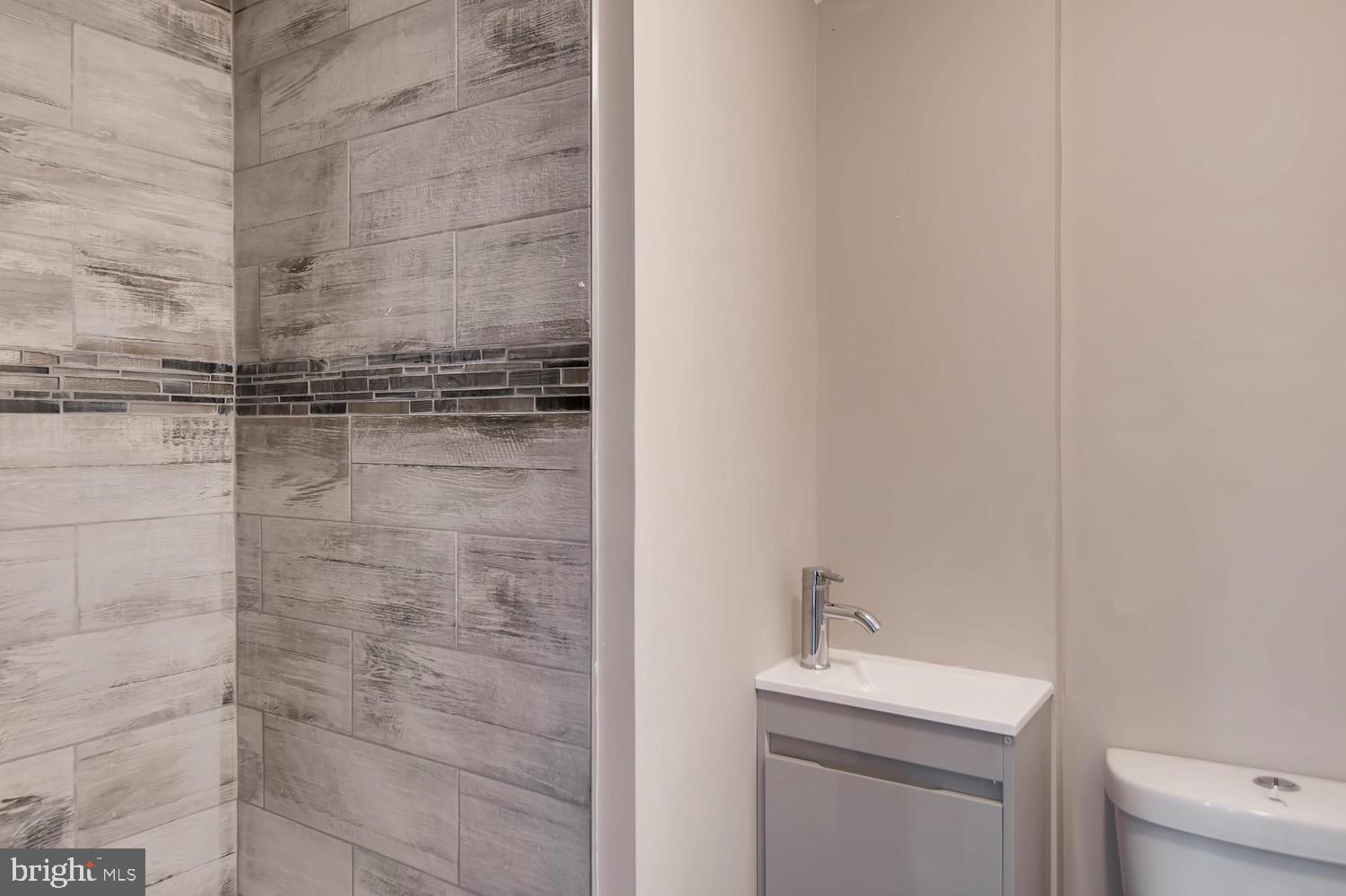 1526 Pentwood Road Baltimore, MD 21239 - Photo 22 of 28 Gallery Image 22