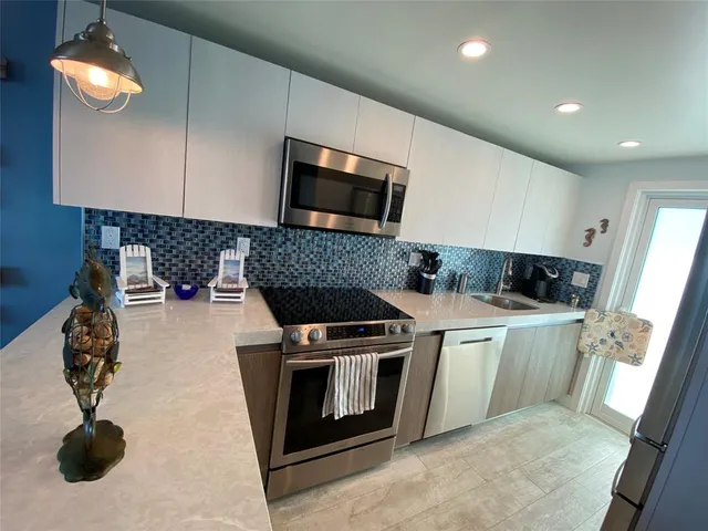 $3,200 | 333 Northeast 21st Avenue, Unit 1216, Deerfield Beach, FL 33441