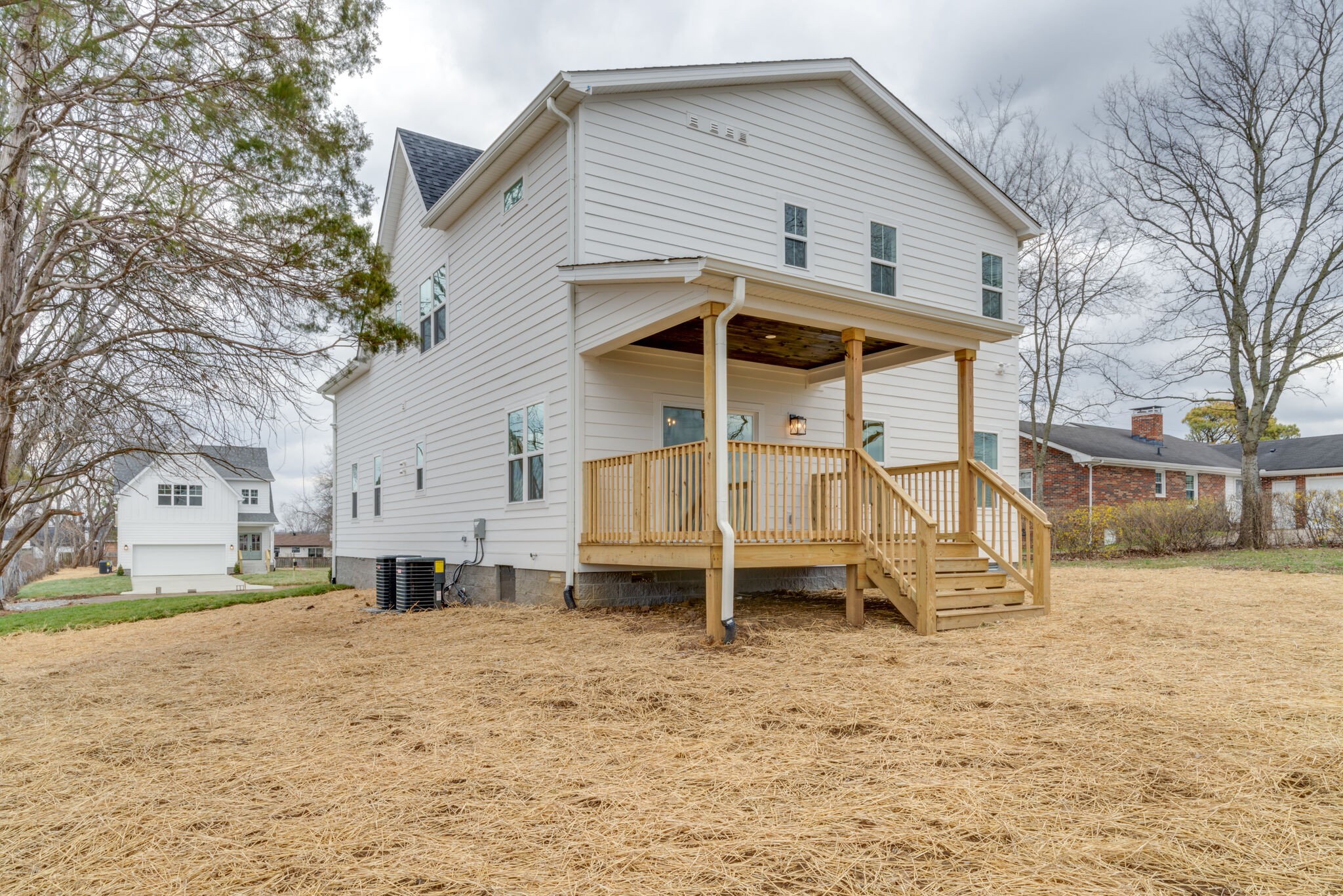 1206 Apache Lane Madison, TN 37115 - Photo 38 of 39 a front view of a house with a yard